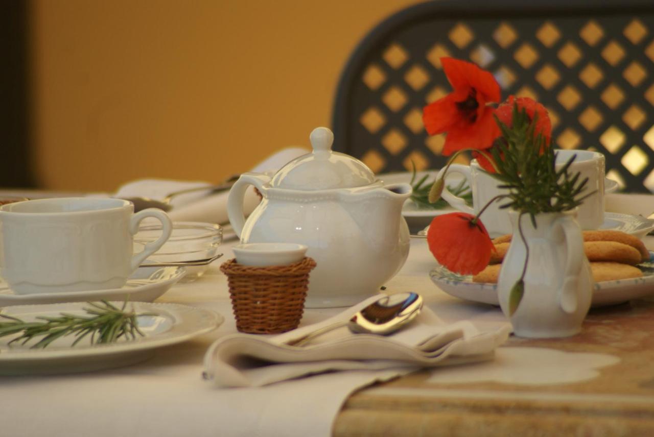 Hotel Di Sor Paolo Сан-Кашіано-ін-Валь-ді-Пеза Екстер'єр фото