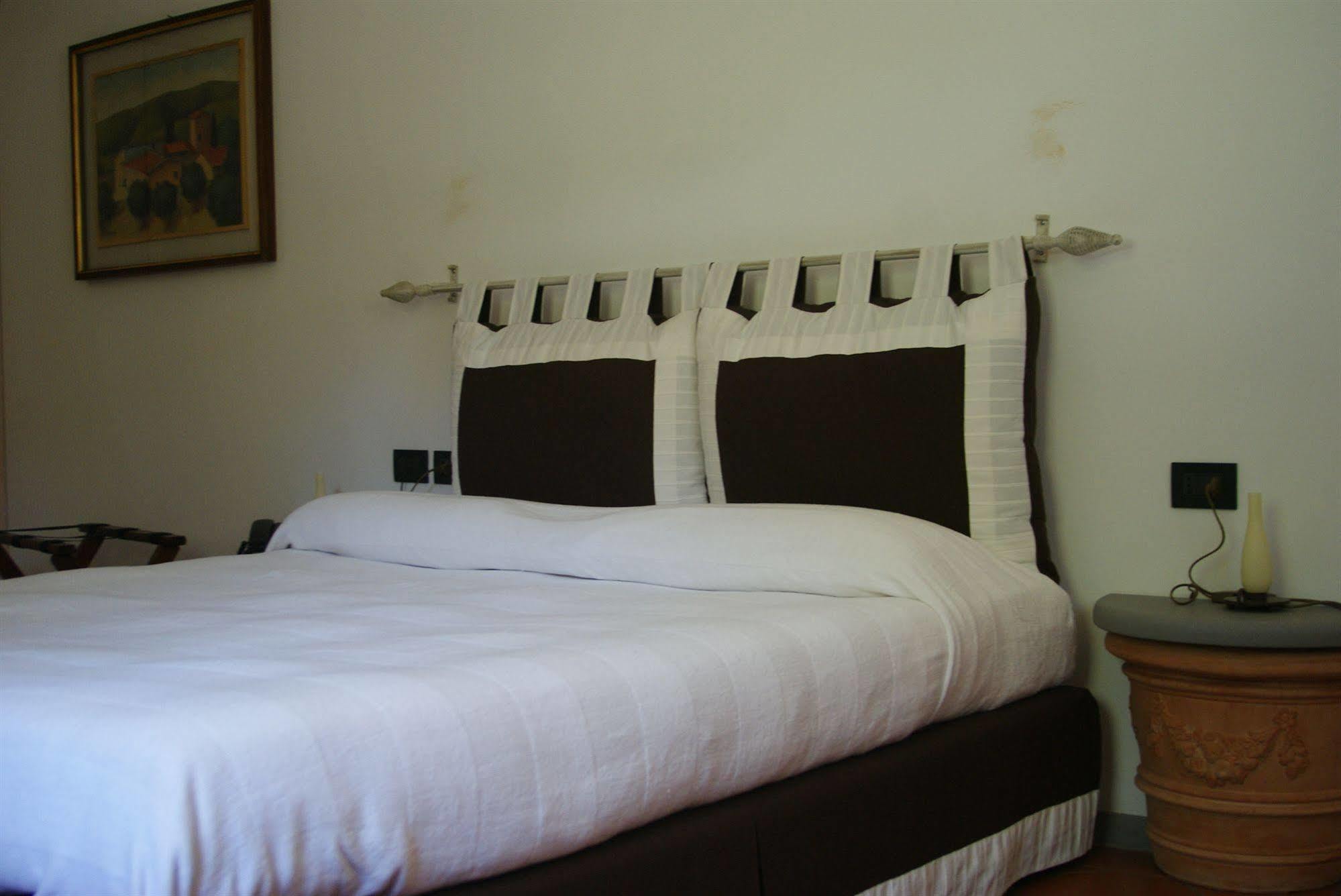 Hotel Di Sor Paolo Сан-Кашіано-ін-Валь-ді-Пеза Екстер'єр фото